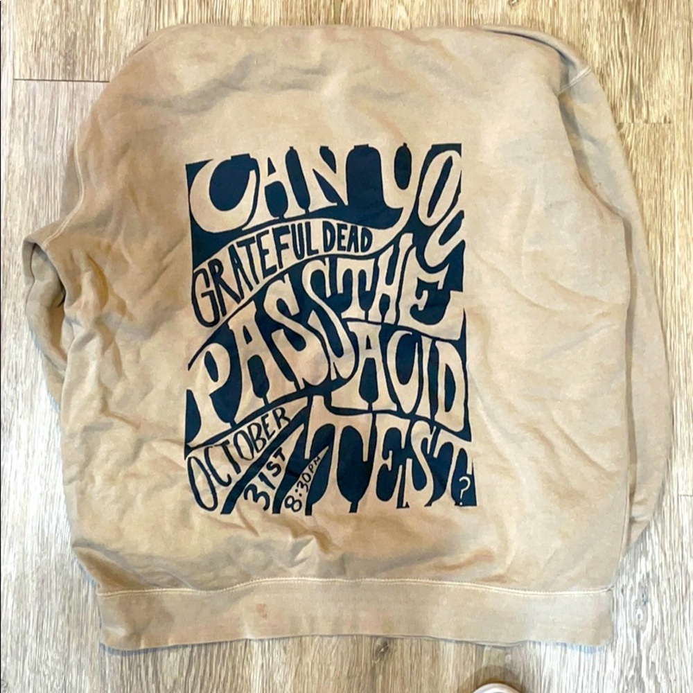 Official Grateful Dead hoodie ***Oct 2019